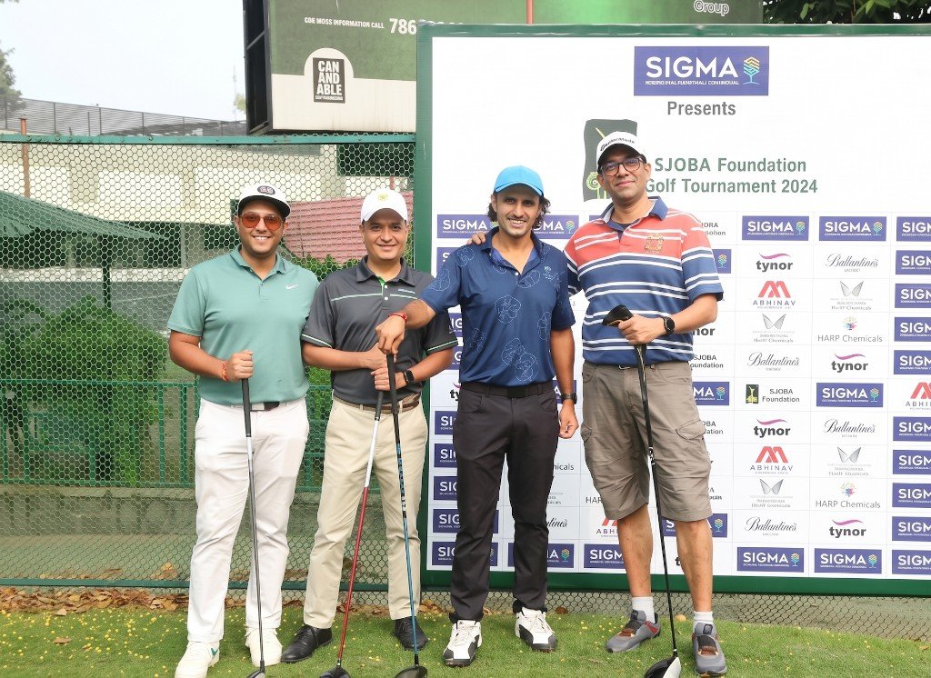 Sigma team at golf tournament
